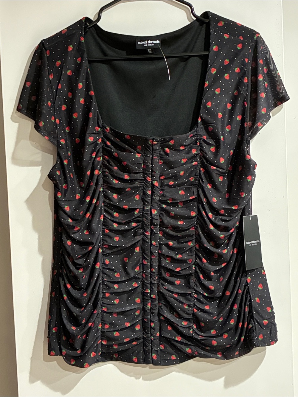 Mixed Threads Los Angeles NWT Short Sleeve Top with Red Strawberry Print